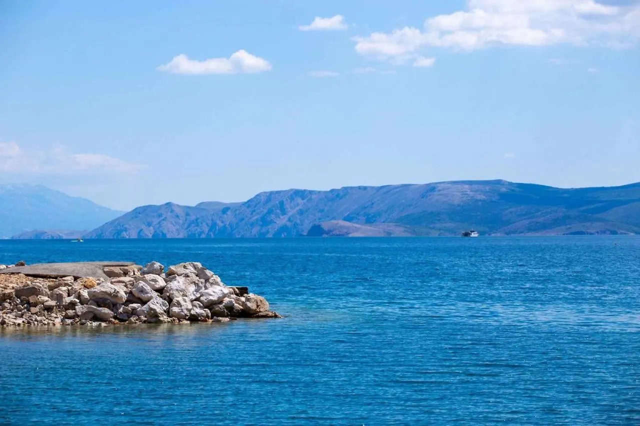 One-Bedroom Apartment In Crikvenica II 0*,